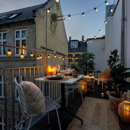 Sanders Leaves - Chic Three-Bedroom Apartment In Downtown Kopenhagen Exterior foto