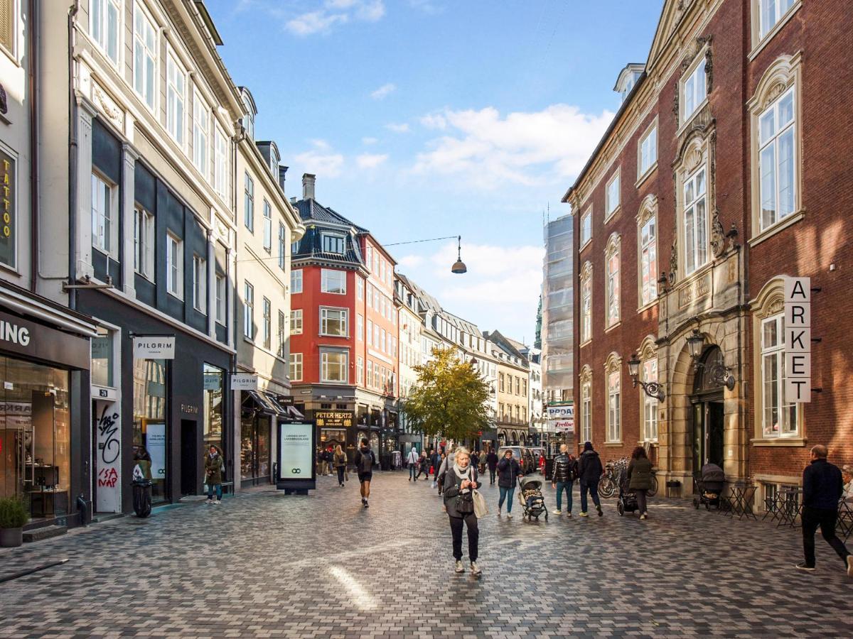 Sanders Leaves - Chic Three-Bedroom Apartment In Downtown Kopenhagen Exterior foto