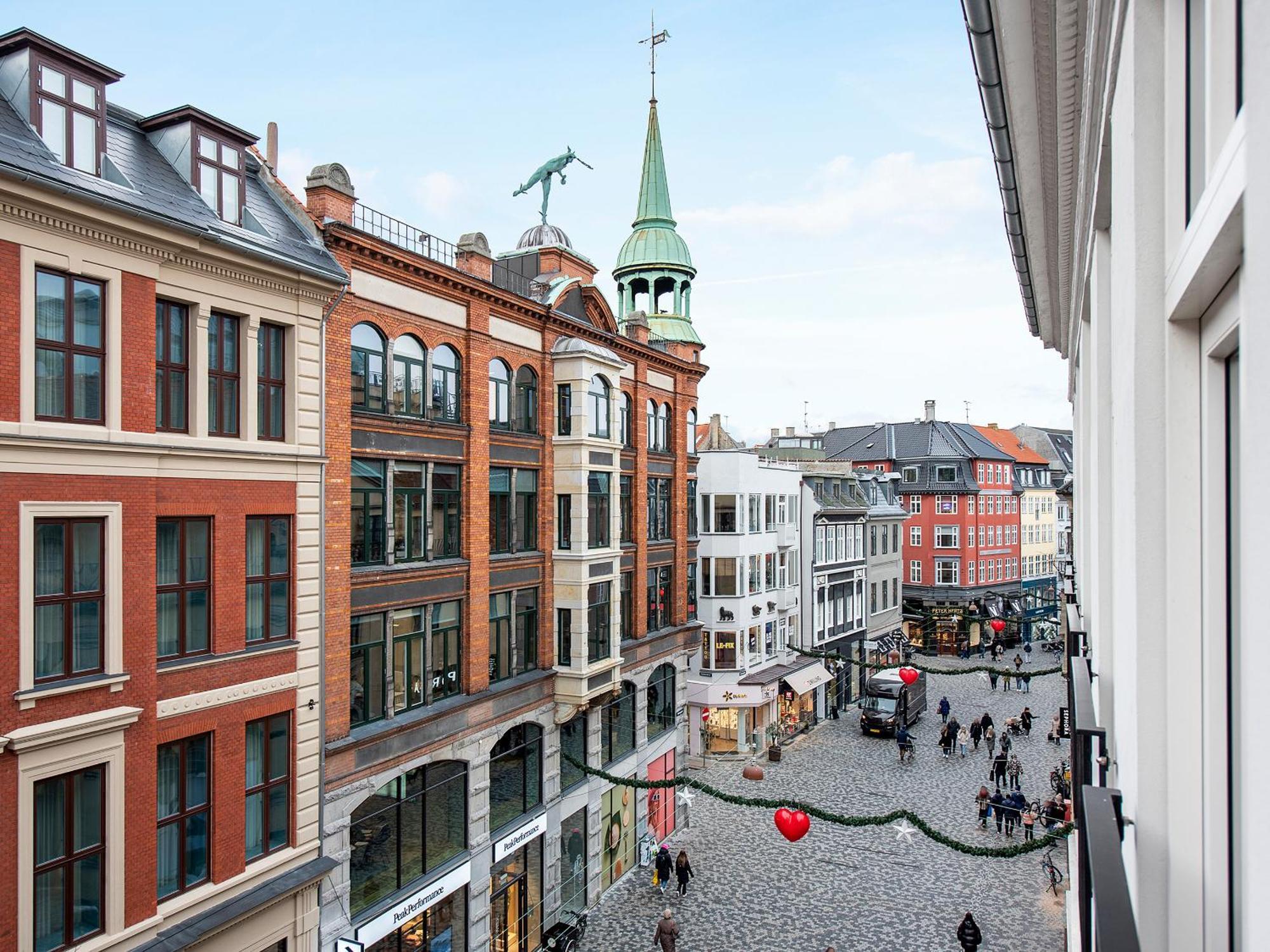 Sanders Leaves - Chic Three-Bedroom Apartment In Downtown Kopenhagen Exterior foto